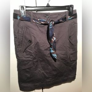 DKNY Cargo Skirt- SZ 6 **Like New**